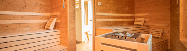 Jochpass Sommer Berghotel Wellness Slider Sauna