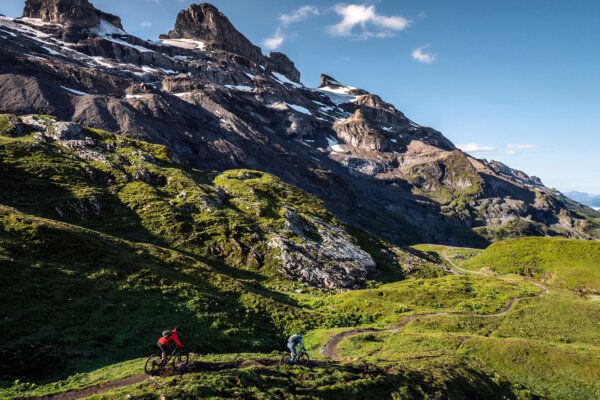 Jochpass Sommer Region Biken Vier Seen Biketour 02